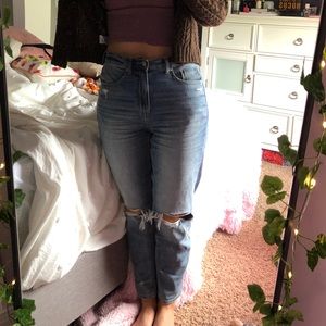 Used to be my favorite jeans, high rise and look great with everything.